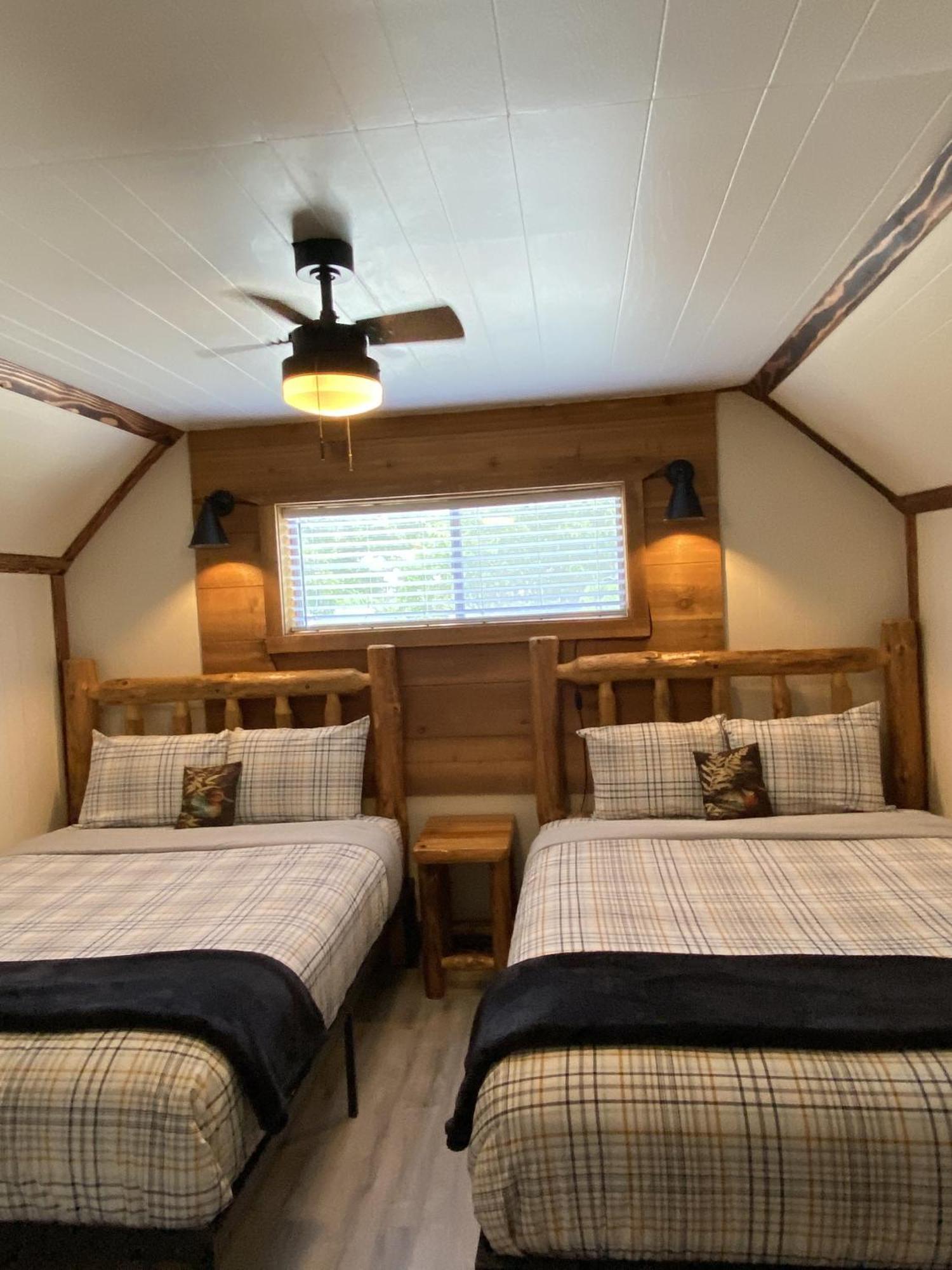 Columbia Point Resort Kettle Falls Ngoại thất bức ảnh