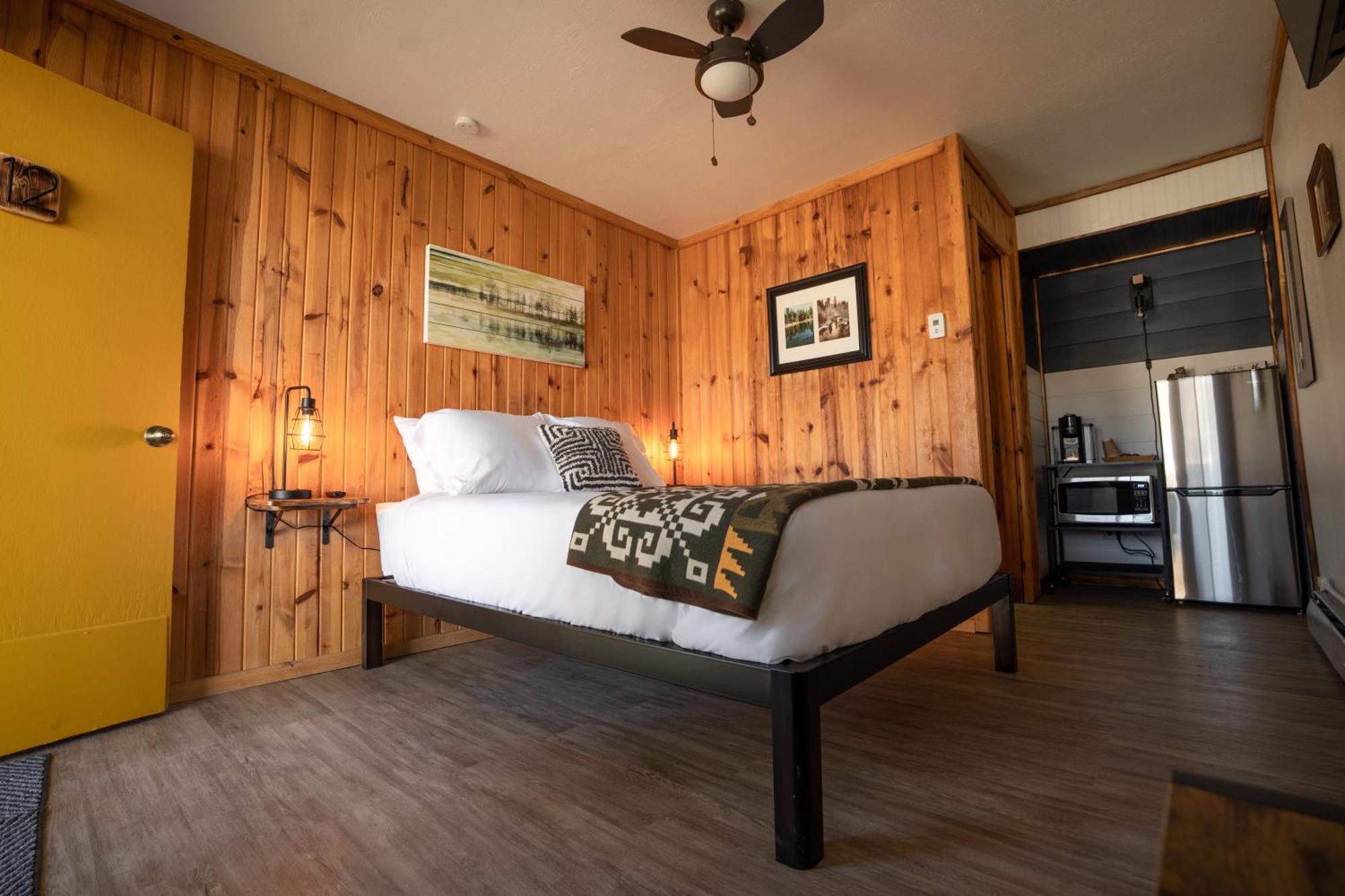 Columbia Point Resort Kettle Falls Ngoại thất bức ảnh